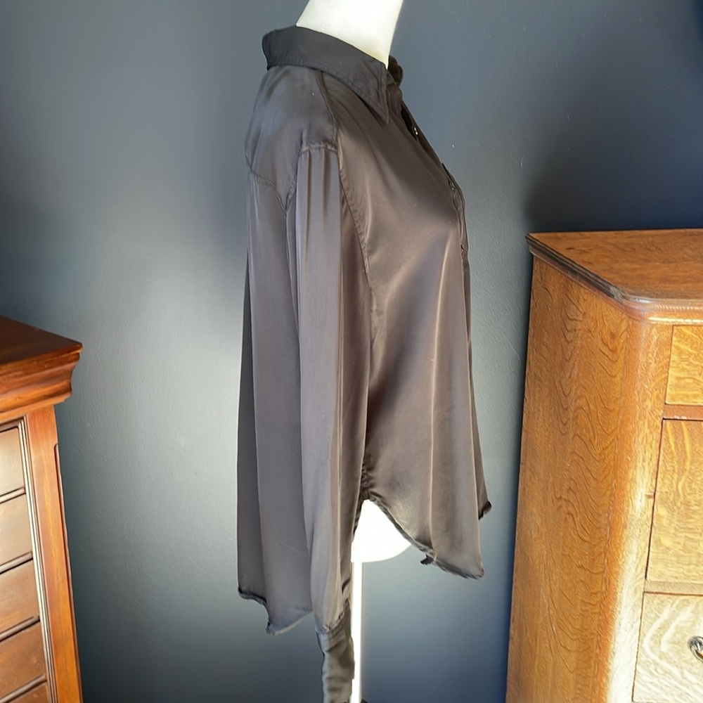 L’Acadamie Silky Black Collared Button Down Shirt Long‎ Sleeved Size Small - Picture 6 of 12